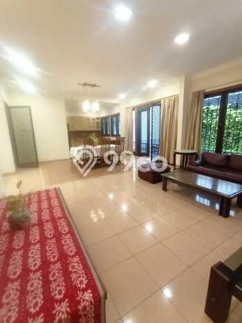 Rumah sewa siap huni 6 Kamar Tidur di Pondok Indah, Jakarta Selatan Rumah sewa siap huni 6 Kamar Tidur di Pondok Indah, Jakarta Selatan