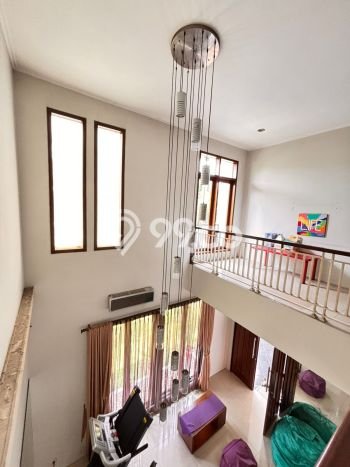 Dijual Rumah Luas Megah Dengan View Eksklusif di Bintaro, Tangerang Selatan Dijual Rumah Luas Megah Dengan View Eksklusif di Bintaro, Tangerang Selatan