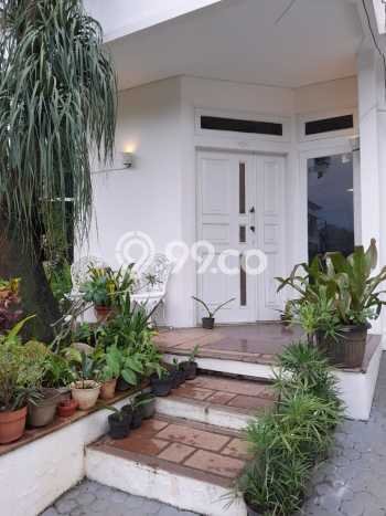 For Sale! Luxury House LT 282m2 Desain Modern di Pondok Indah For Sale! Luxury House LT 282m2 Desain Modern di Pondok Indah