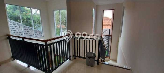 For Sale! Premium House LT 340m2 Desain Modern di BSD The Green For Sale! Premium House LT 340m2 Desain Modern di BSD The Green
