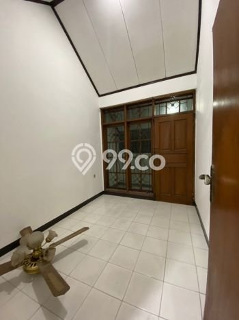 SPECIAL PRICE! Rumah area Taman Kopo Indah, 1 KM, Akses Mudah Fasilitas Umum, Luas 93m² LB 140m² SPECIAL PRICE! Rumah area Taman Kopo Indah, 1 KM, Akses Mudah Fasilitas Umum, Luas 93m² LB 140m²