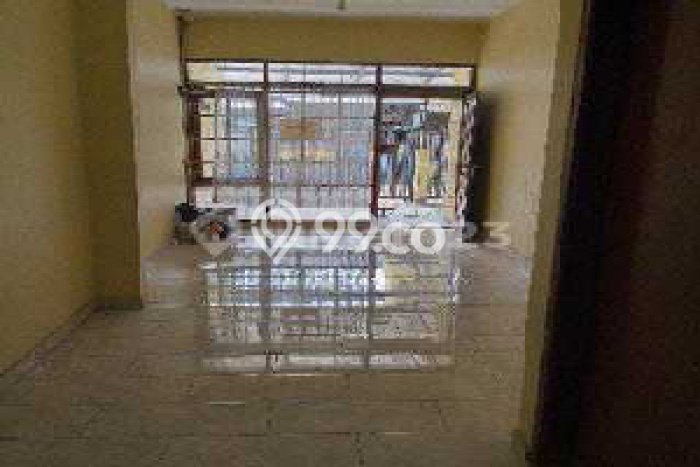Rumah di Taman Kopo Indah, 1 KM, Lingkungan Strategis, Luas 90m² LB 100m² Rumah di Taman Kopo Indah, 1 KM, Lingkungan Strategis, Luas 90m² LB 100m²