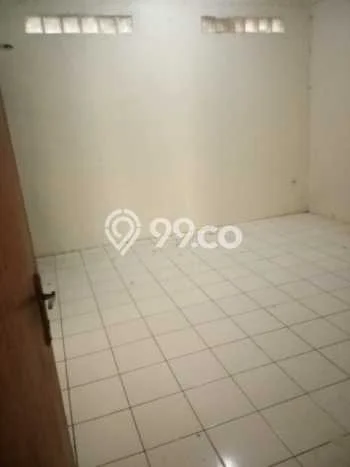 Disewakan! Rumah 4 Kamar Tidur &
2 Kamar Mandi di Taman Kopo Indah, Bandung Disewakan! Rumah 4 Kamar Tidur &
2 Kamar Mandi di Taman Kopo Indah, Bandung