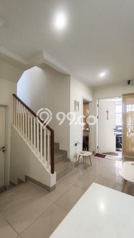 Dijual Hunian Rumah Terawat 3 KT di Summarecon Serpong, Tangerang Dijual Hunian Rumah Terawat 3 KT di Summarecon Serpong, Tangerang