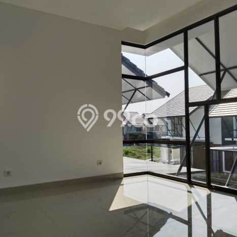 Hunian Eksklusif Siap Huni LT 120m2 di Cakung, Jakarta Timur Hunian Eksklusif Siap Huni LT 120m2 di Cakung, Jakarta Timur