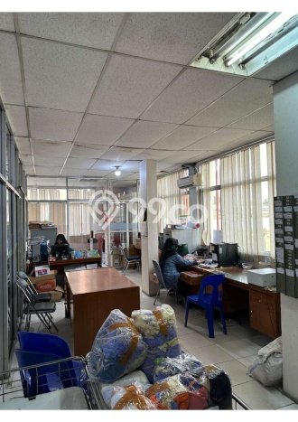 Unit Ruko Dijual di Jakarta Barat LT 99m2 & LB 262m2 Unit Ruko Dijual di Jakarta Barat LT 99m2 & LB 262m2