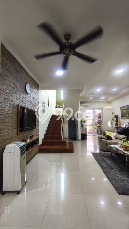 Siap Huni Rumah Mewah 5 Kamar di Kelapa Gading Dekat ke Mana Saja Siap Huni Rumah Mewah 5 Kamar di Kelapa Gading Dekat ke Mana Saja