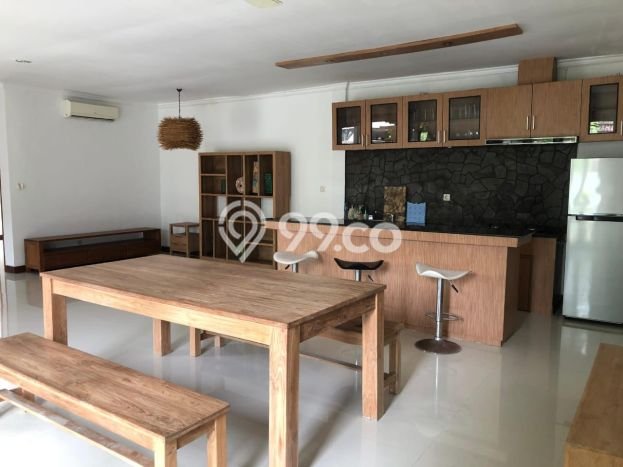 Disewakan Vila Kawasan , Luas 0m2m², Lokasi Premium Disewakan Vila Kawasan , Luas 0m2m², Lokasi Premium