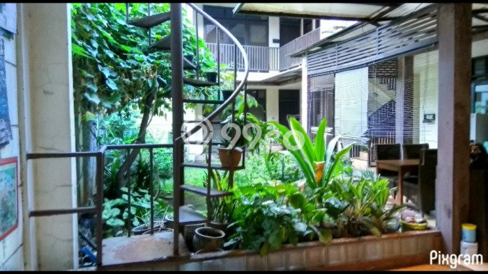 Rumah Elit Modern Tanpa Renovasi di Turangga Bandung Rumah Elit Modern Tanpa Renovasi di Turangga Bandung