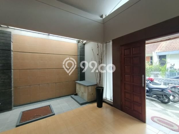For Sale! Premium House LT 236m2 Desain Modern di Pasteur For Sale! Premium House LT 236m2 Desain Modern di Pasteur