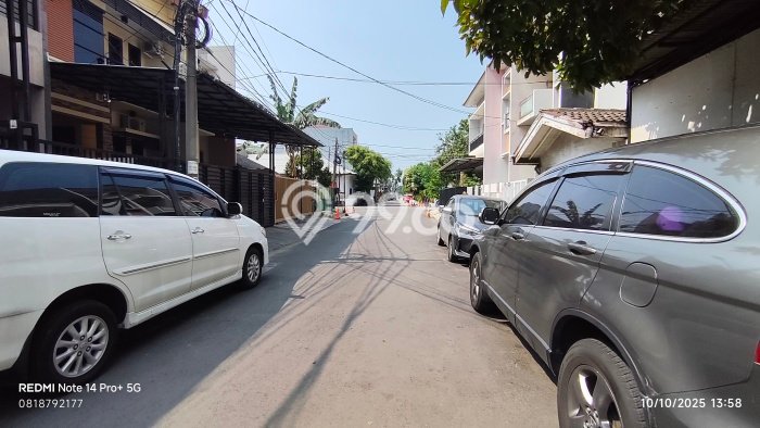 BEST INVESTMENT! Rumah area Kelapa Gading, Luas 102m2m² LB 200m2m² BEST INVESTMENT! Rumah area Kelapa Gading, Luas 102m2m² LB 200m2m²