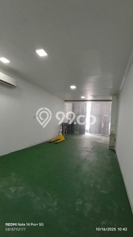 Gudang Dijual di Prime Area Jakarta Selatan Luas 500m2 Gudang Dijual di Prime Area Jakarta Selatan Luas 500m2
