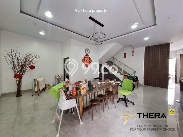 Rumah Mewah Dijual LT 264m2 di Batam Kota, Batam Rumah Mewah Dijual LT 264m2 di Batam Kota, Batam