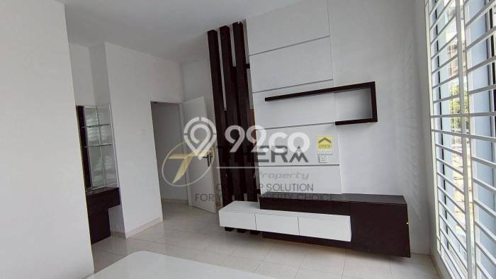 For Sale Hunian Rumah Terawat 5 Kamar di Batam Centre, Batam For Sale Hunian Rumah Terawat 5 Kamar di Batam Centre, Batam
