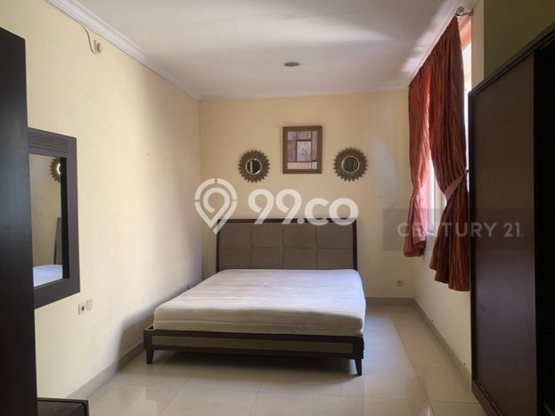 Disewakan Rumah Murah di Pondok Indah Jakarta Selatan dengan 3 KT Disewakan Rumah Murah di Pondok Indah Jakarta Selatan dengan 3 KT