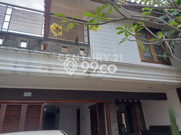 Dijual Hunian Mewah dengan Fasilitas Sekitar Komplit di Kebayoran Lama, Jakarta Selatan Dijual Hunian Mewah dengan Fasilitas Sekitar Komplit di Kebayoran Lama, Jakarta Selatan