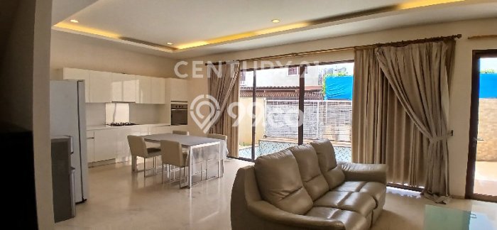 Dijual Rumah Luas Megah Dengan View Cantik di Lebak Bulus, Jakarta Selatan Dijual Rumah Luas Megah Dengan View Cantik di Lebak Bulus, Jakarta Selatan