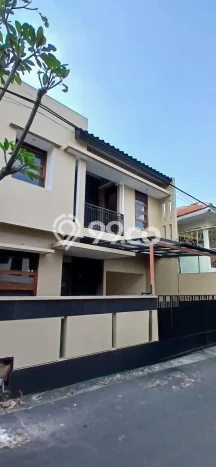 Disewakan Segera Rumah Kondisi Bagus di Area Tebet, Jakarta Selatan Disewakan Segera Rumah Kondisi Bagus di Area Tebet, Jakarta Selatan