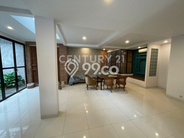 Dijual Rumah Luas Megah Dengan View Eksklusif di Lebak Bulus, Jakarta Selatan Dijual Rumah Luas Megah Dengan View Eksklusif di Lebak Bulus, Jakarta Selatan