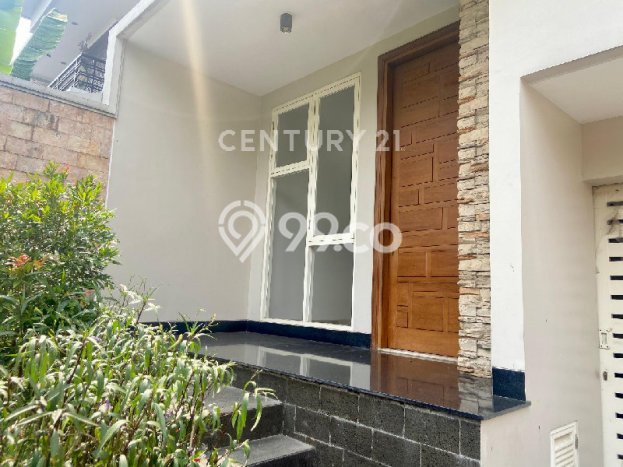 Rumah Elit LB 300m2 Siap Huni Desain Elegan di Gandaria, Jakarta Selatan Rumah Elit LB 300m2 Siap Huni Desain Elegan di Gandaria, Jakarta Selatan