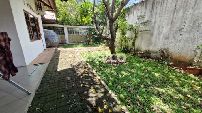 Rumah Cantik Siap Huni Di Cilandak Luas 200m2 Aman Rumah Cantik Siap Huni Di Cilandak Luas 200m2 Aman