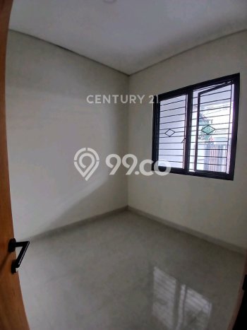 Disewakan Cepat Rumah Kondisi Bagus di Kawasan Tebet, Jakarta Selatan Disewakan Cepat Rumah Kondisi Bagus di Kawasan Tebet, Jakarta Selatan