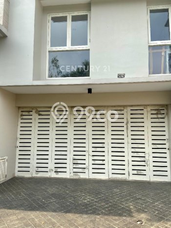 Rumah Elit LB 300m2 Siap Huni Desain Elegan di Gandaria, Jakarta Selatan Rumah Elit LB 300m2 Siap Huni Desain Elegan di Gandaria, Jakarta Selatan