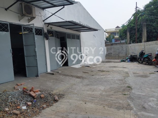 Untuk Dijual Ruko di Ciracas Jakarta Timur LT 236m2 / LB 90m2 Untuk Dijual Ruko di Ciracas Jakarta Timur LT 236m2 / LB 90m2