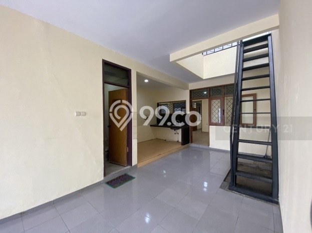 Disewakan Rumah Konsep Modern di Kebayoran Baru Jakarta Selatan dengan 4 KT Disewakan Rumah Konsep Modern di Kebayoran Baru Jakarta Selatan dengan 4 KT