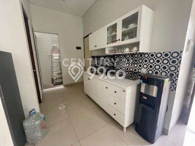 Rumah Elit Modern Tanpa Renovasi di Kebagusan Jakarta Selatan Rumah Elit Modern Tanpa Renovasi di Kebagusan Jakarta Selatan