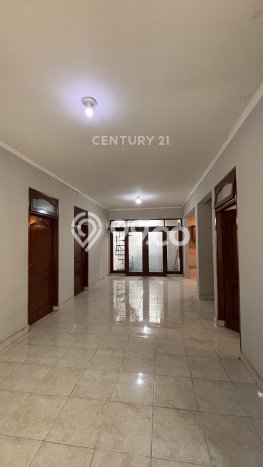 Disewakan Segera Rumah Kondisi Baik di Area Menteng, Jakarta Pusat Disewakan Segera Rumah Kondisi Baik di Area Menteng, Jakarta Pusat