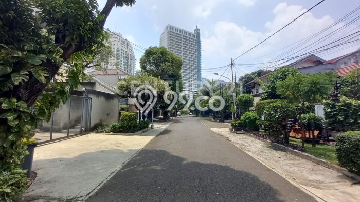 Disewakan Segera Rumah Kondisi Bagus di Area Kebayoran Baru, Jakarta Selatan Disewakan Segera Rumah Kondisi Bagus di Area Kebayoran Baru, Jakarta Selatan