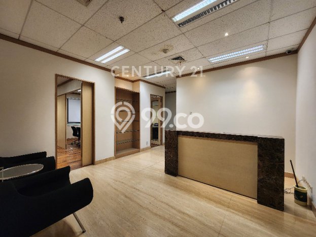 Unit Kantor Disewa Lokasi Kebayoran Baru, Jakarta Selatan Spesifikasi Luas Bangunan 550m2 Unit Kantor Disewa Lokasi Kebayoran Baru, Jakarta Selatan Spesifikasi Luas Bangunan 550m2