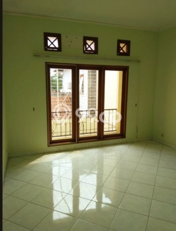 Disewakan Rumah Murah di Lebak Bulus Jakarta Selatan dengan 3 Kamar Tidur Disewakan Rumah Murah di Lebak Bulus Jakarta Selatan dengan 3 Kamar Tidur