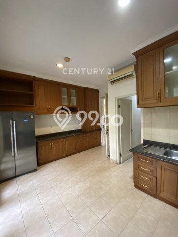Rumah Elit Modern Siap Huni di Pondok Indah Jakarta Selatan Rumah Elit Modern Siap Huni di Pondok Indah Jakarta Selatan