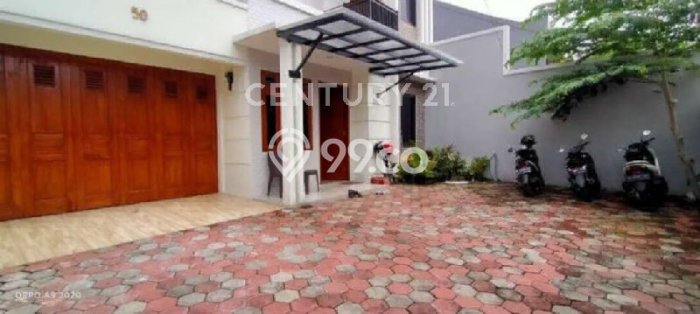 For Sale Rumah Mewah Exclusive di Jagakarsa, Jakarta Selatan For Sale Rumah Mewah Exclusive di Jagakarsa, Jakarta Selatan