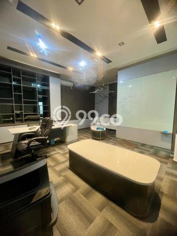 Rumah Cantik Siap Pakai Di Kebayoran Baru Luas 300m2 Aman Rumah Cantik Siap Pakai Di Kebayoran Baru Luas 300m2 Aman
