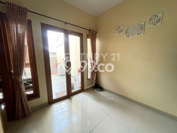 Jual Rumah Favorit Siap Huni LB 200m2 di Jagakarsa, Jakarta Selatan Jual Rumah Favorit Siap Huni LB 200m2 di Jagakarsa, Jakarta Selatan