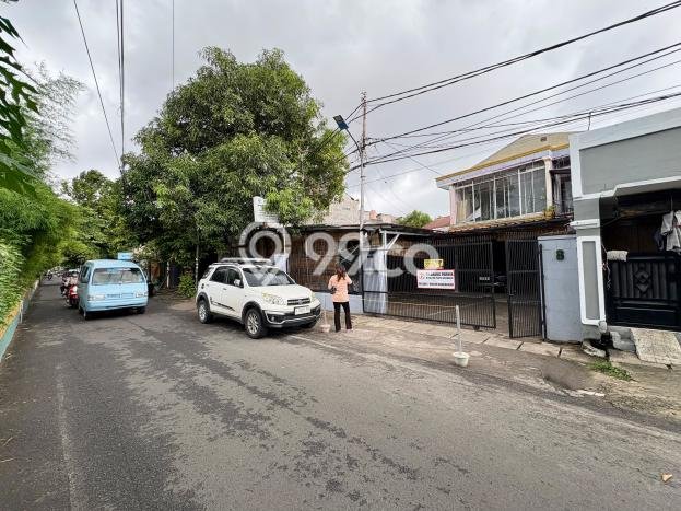 Hunian Eksklusif Siap Huni LT 700m2 di Matraman, Jakarta Timur Hunian Eksklusif Siap Huni LT 700m2 di Matraman, Jakarta Timur