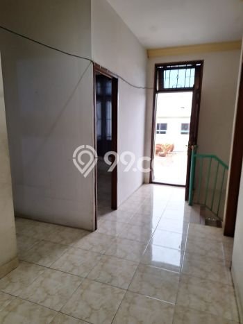 Rumah di Sunter, 4 KT, Pemandangan Indah, Luas 98m² Bangunan 280m² Rumah di Sunter, 4 KT, Pemandangan Indah, Luas 98m² Bangunan 280m²
