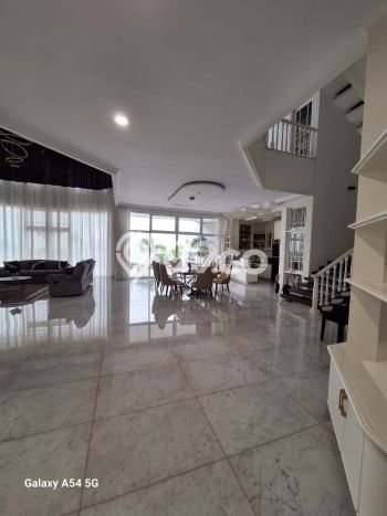 Rumah area Simprug, 5 KT, Akses Mudah Fasilitas Umum, Luas 600m² Bangunan 900m² Rumah area Simprug, 5 KT, Akses Mudah Fasilitas Umum, Luas 600m² Bangunan 900m²