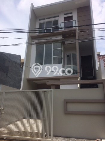 Rumah Elit Modern Siap Huni di Sunter Jakarta Utara Rumah Elit Modern Siap Huni di Sunter Jakarta Utara