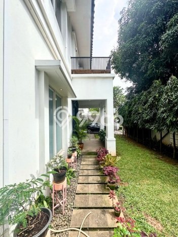 Rumah Luxury Modern Tanpa Renovasi di Lebak Bulus Jakarta Selatan Rumah Luxury Modern Tanpa Renovasi di Lebak Bulus Jakarta Selatan