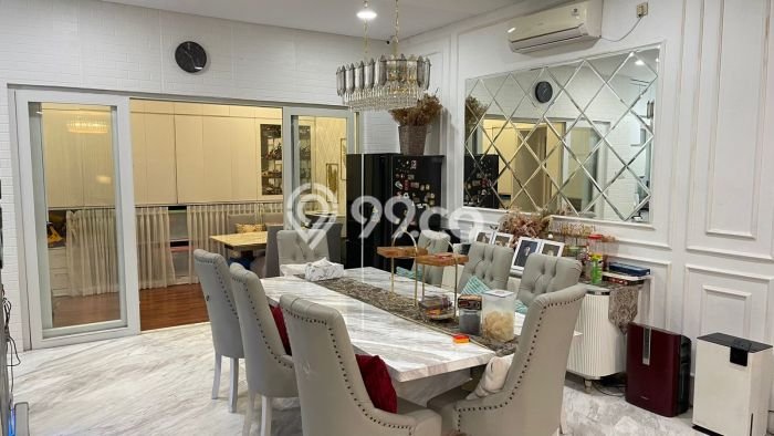 Rumah Mewah Siap Huni LT 152m2 di Kemayoran, Jakarta Pusat Rumah Mewah Siap Huni LT 152m2 di Kemayoran, Jakarta Pusat