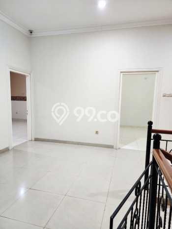 Sewa Rumah Murah di Sunter Jakarta Utara Punya 4 Kamar Tidur Sewa Rumah Murah di Sunter Jakarta Utara Punya 4 Kamar Tidur
