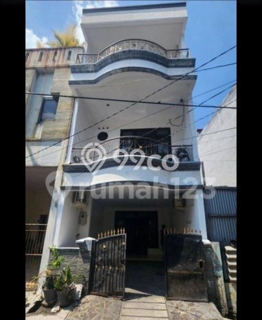 For Sale Hunian Rumah Terawat 4 Kamar di Sunter, Jakarta Utara For Sale Hunian Rumah Terawat 4 Kamar di Sunter, Jakarta Utara