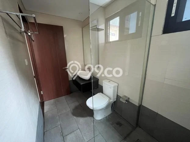 Rumah Kontrakan Jakarta Utara LT 184m2 LB 552m2 Area Ancol Rumah Kontrakan Jakarta Utara LT 184m2 LB 552m2 Area Ancol