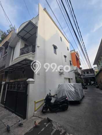 Rumah Modern Minimalis 4 Kamar Siap Huni di Pademangan Rumah Modern Minimalis 4 Kamar Siap Huni di Pademangan