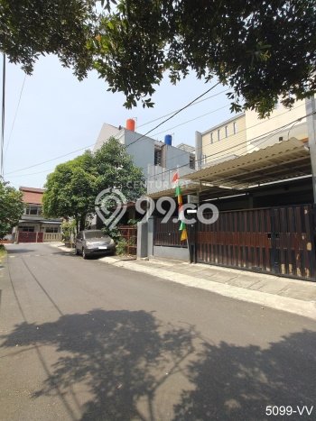 Rumah Elit Modern Tanpa Renovasi di Bendungan Hilir Jakarta Pusat Rumah Elit Modern Tanpa Renovasi di Bendungan Hilir Jakarta Pusat