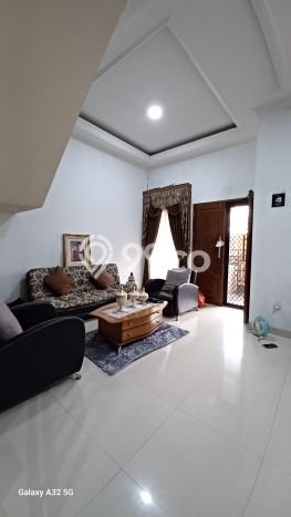 Jual Rumah Modern 3 KT di Graha Raya, Tangerang Selatan Jual Rumah Modern 3 KT di Graha Raya, Tangerang Selatan